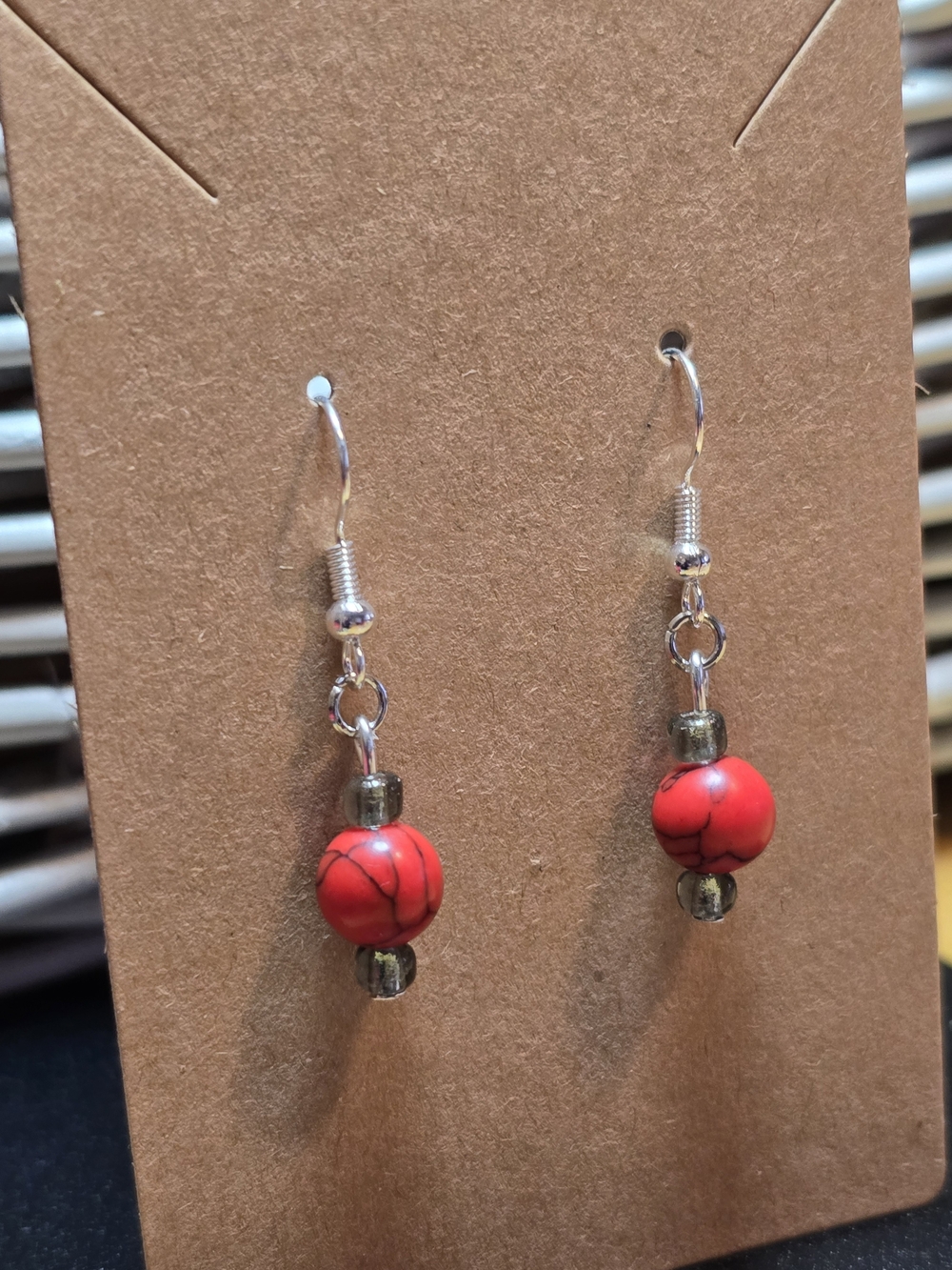 Red Marbled Stone & Bead Dangle Earrings Handmade NWT - Picture 3 of 4